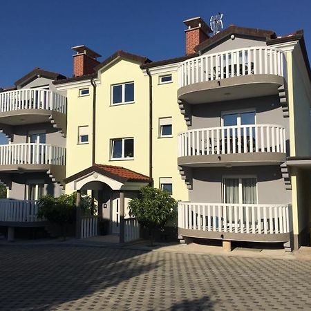 Ferienwohnungen Barbic Umag Exteriér fotografie